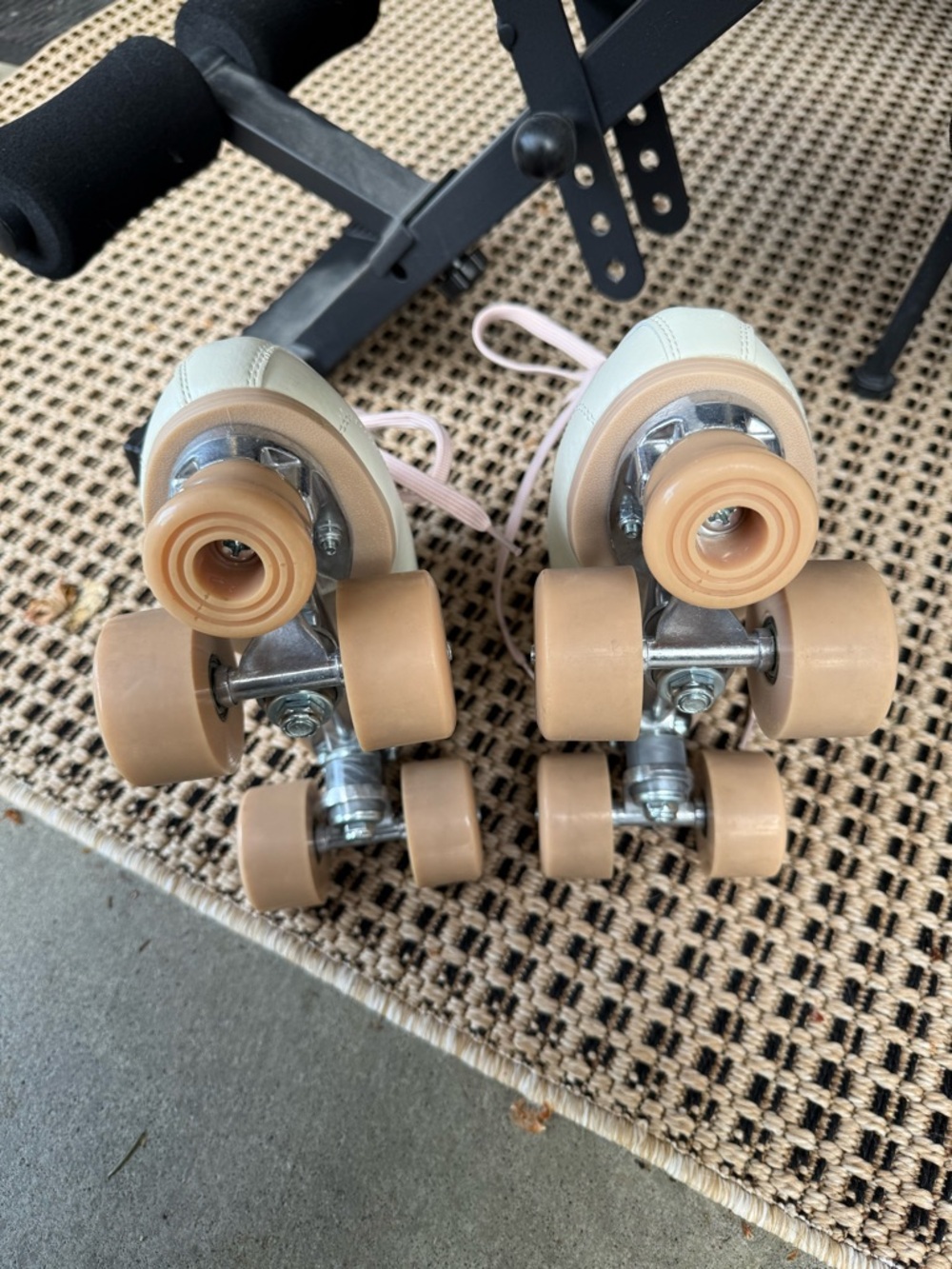 Altar'd State White & Blush High-Top Roller Skate - Picture 5 of 6
